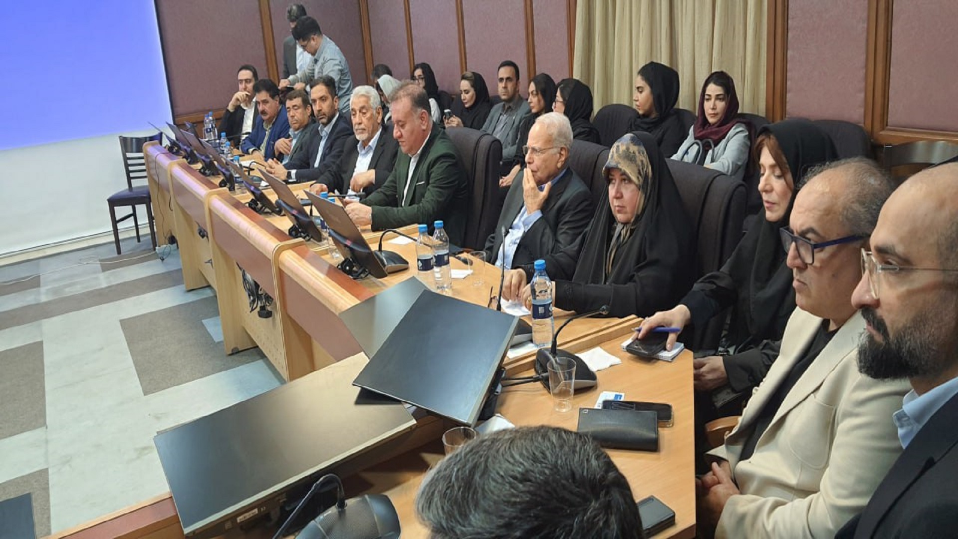 حضور فعال اتاق اهواز در نشست تخصصی مدیریت منابع انرژی همزمان با رویداد کیش اینوکس